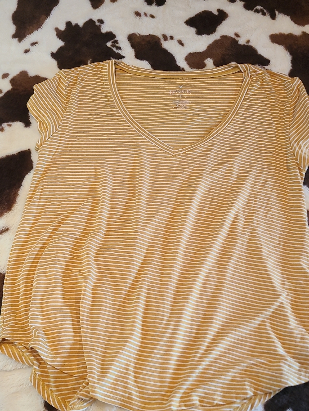 American Eagle V-Neck Striped Tee - Mustard/White